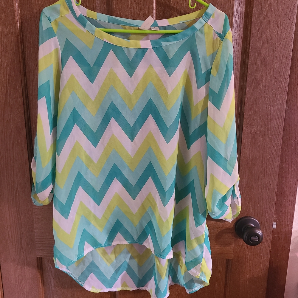 Tacera Multicolor Chevron Blouse